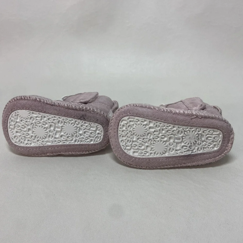 Uggs Neumel‎ Baby Pink Girls Suede Toddler Boots Size 0/1 3-6 Months Booties